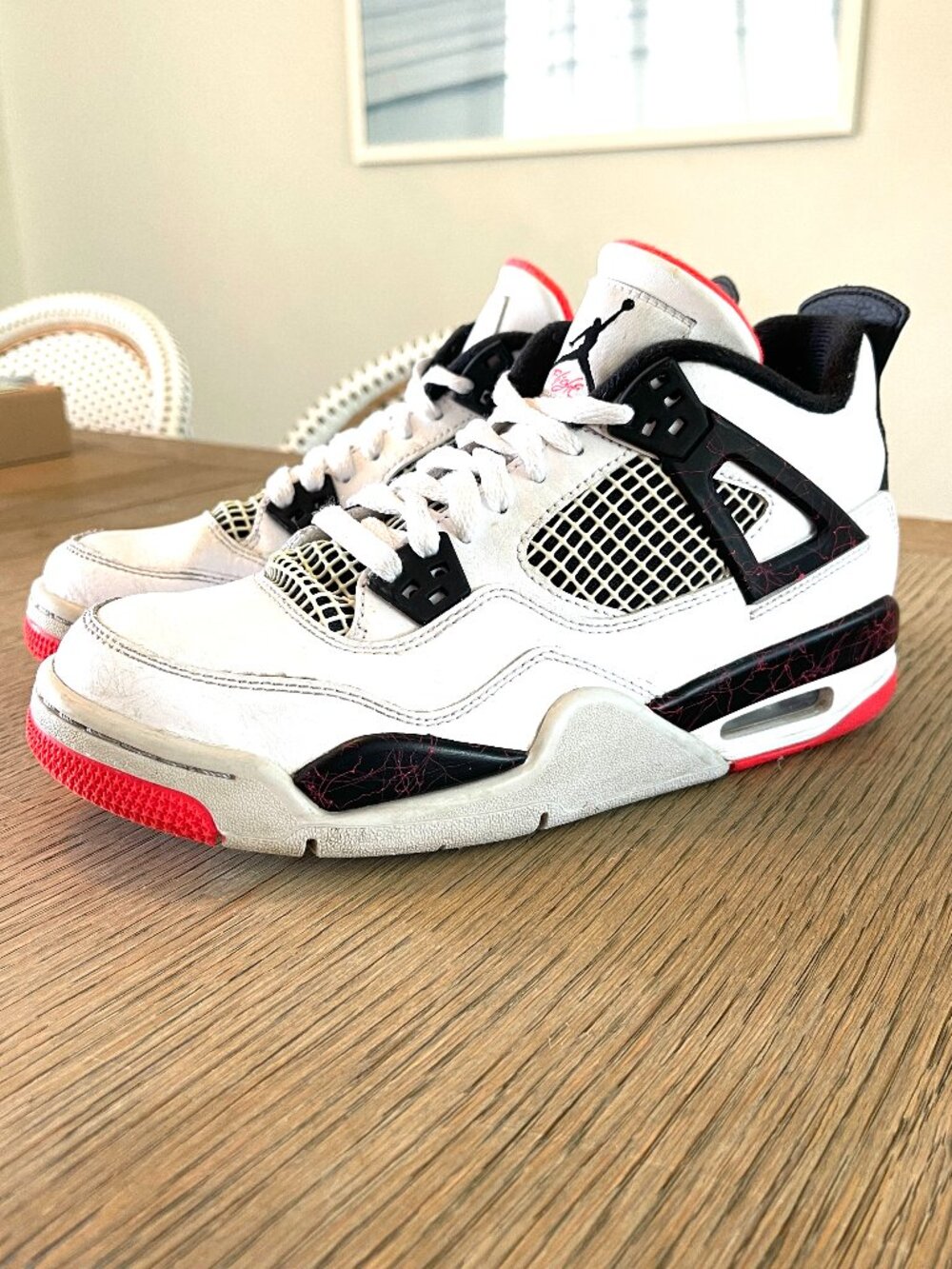 Nike Air Jordan 4 Retro - Size 7Y